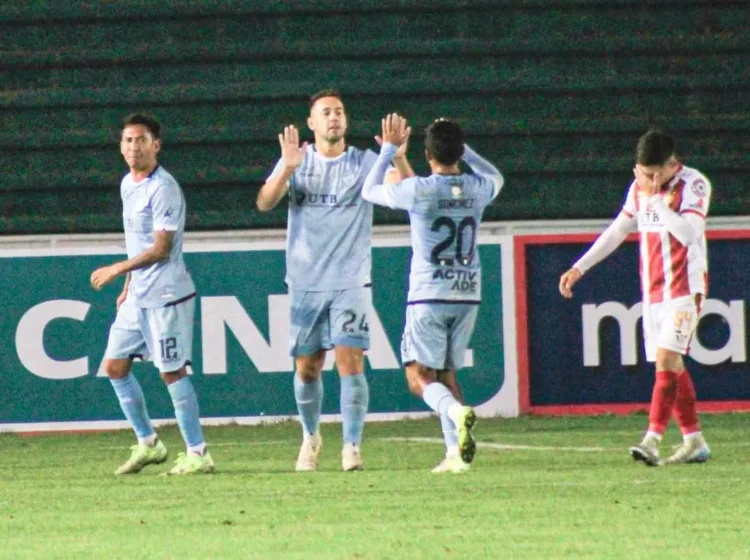 Aurora se regala un triunfo de 2-4 ante Inde en su 90 aniversario