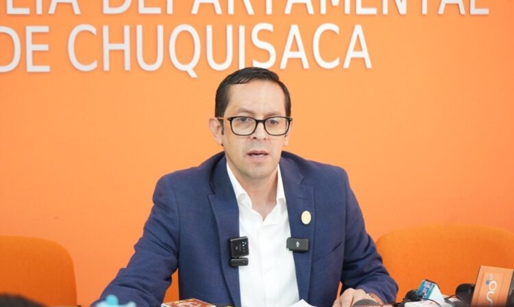 Cámaras y hospitales, activan búsqueda exhaustiva de padres de la bebé abandonada