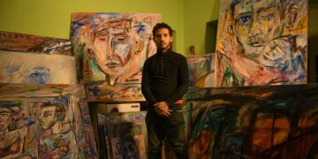 Fael Lara presenta ‘Reflejos Etéreos’, tras una nueva estética