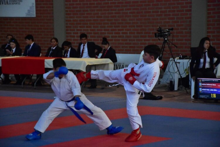 La Feboka aprueba su calendario 2025 con 10 nacionales y un Sudamericano Kyokushin