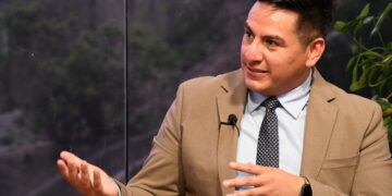 Constitucionalista: ‘Andrónico sí podía convocar a sesión de la Asamblea Legislativa’