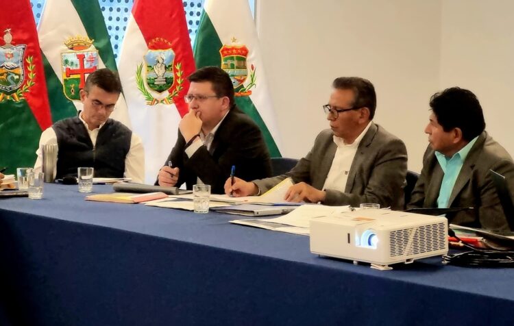 Gobierno explica al Senado crédito de $us 75 millones para gestión de riesgos climáticos