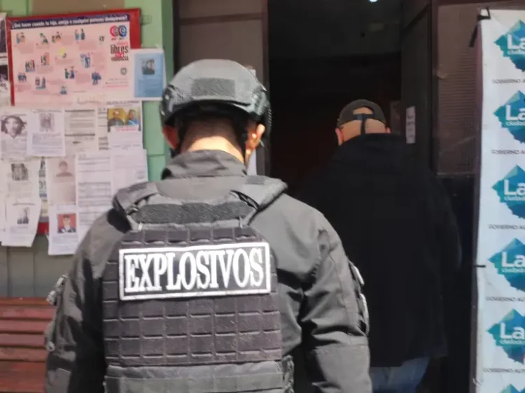 Autoridades hallan granadas en un depósito de la Terminal de Buses de La Paz