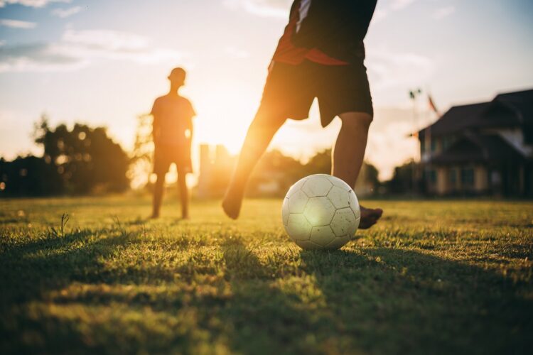 La FIFA destinará 50 millones de dólares a la OMS, la OMC y ACNUR