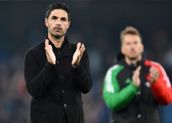 Arteta asume la táctica defensiva del Arsenal contra Manchester City