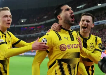 Borussia Dortmund gana 2-1 en Lille y será rival del Barça en cuartos de Champions
