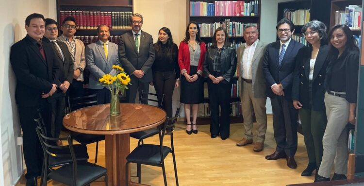 El Tribunal de Justicia de la CAN designa a Rogelio Mayta como su nuevo presidente