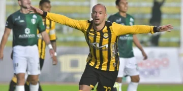 The Strongest golea 5-0 a Tomayapo en el seriado