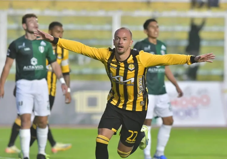 The Strongest golea 5-0 a Tomayapo en el seriado