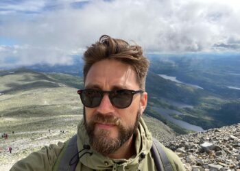 Sergio Haisch relata su viaje de Bolivia a Noruega en retratos