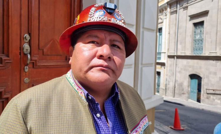 Mamani dice que, si las bases definen a Rodríguez como candidato, Morales lo debe respetar