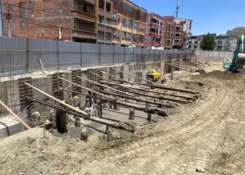 Claure destaca avance de obras del nuevo estadio de Bolívar