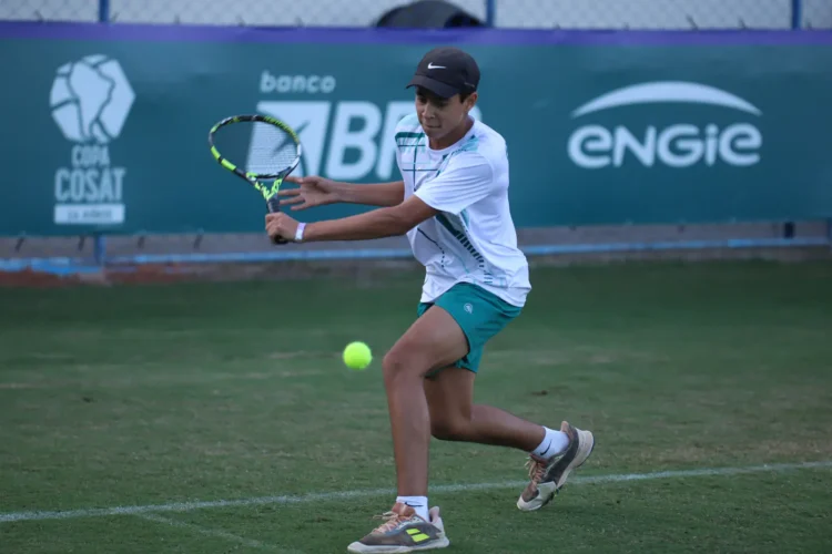 Matías Rivero queda a un paso de clasificarse al Wimbledon Junior
