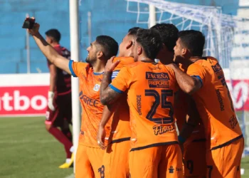 San Antonio deja ir el triunfo; Blooming le empató 2-2
