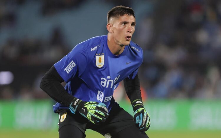 Rochet mantiene en pie a Uruguay pese a una docena de bajas ante Venezuela