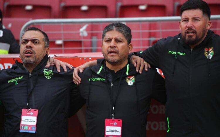 ‘Hemos sido muy efectivos en los duelos’ ante Chile, dice el DT de Bolivia tras histórica victoria