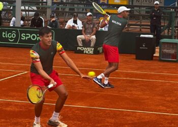 Zeballos y Arias caen en dobles y Uruguay se pone en ventaja en la Copa Davis