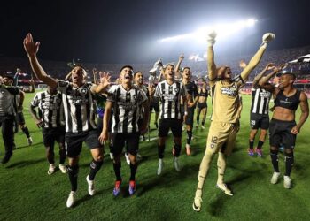 Botafogo a semis de Libertadores al eliminar a Sao Paulo 5-4 en penales