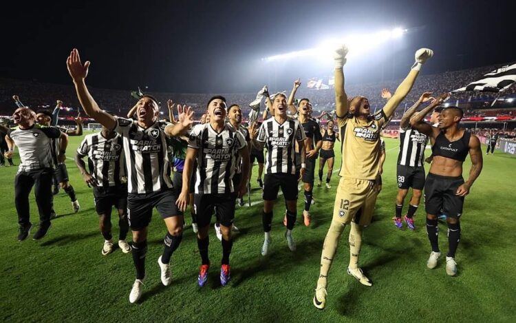 Botafogo a semis de Libertadores al eliminar a Sao Paulo 5-4 en penales