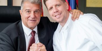 El Barça saca de su retiro al portero polaco Szczesny