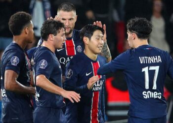El PSG bate al  e iguala al Mónaco en lo alto de la Ligue 1