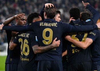 La Juventus se aferra a la fortuna ante la Lazio e iguala al Napoli
