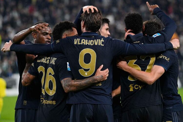 La Juventus se aferra a la fortuna ante la Lazio e iguala al Napoli