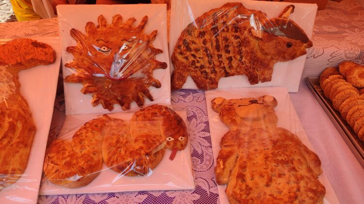 Animales víctimas de los incendios tendrán su altar en la Feria de Todos Santos