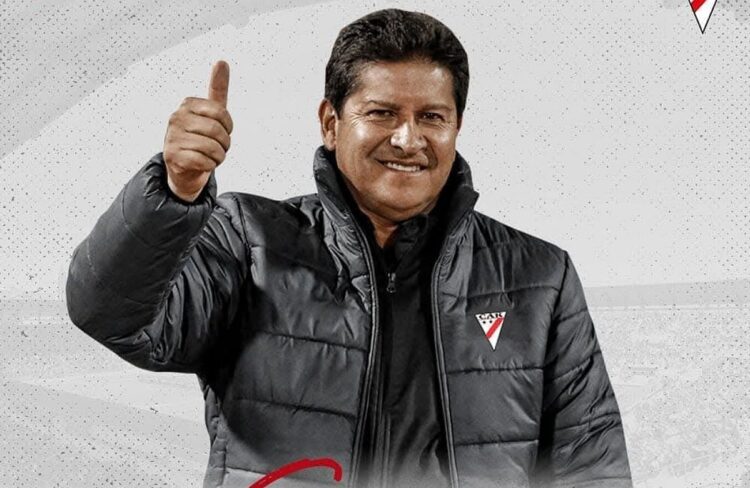 Villegas tiene le reto de levantar a Always Ready este 2025