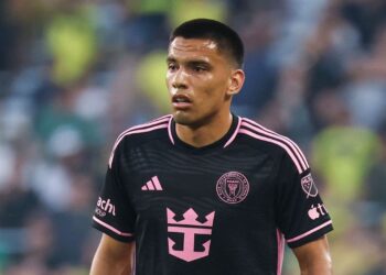 Diego Gómez necesita ‘un poco de tiempo’ antes de debutar con Brighton, dice su técnico