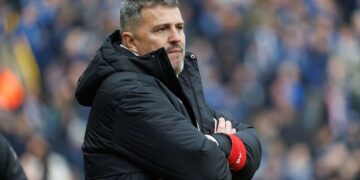 DT Oscar García, hospitalizado y en evolución, se pierde viaje de Chivas