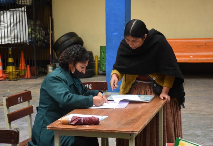 Comienzan las inscripciones escolares en todo el país.