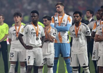 Un Real Madrid herido ante los intratables Barça y Atlético en la Liga