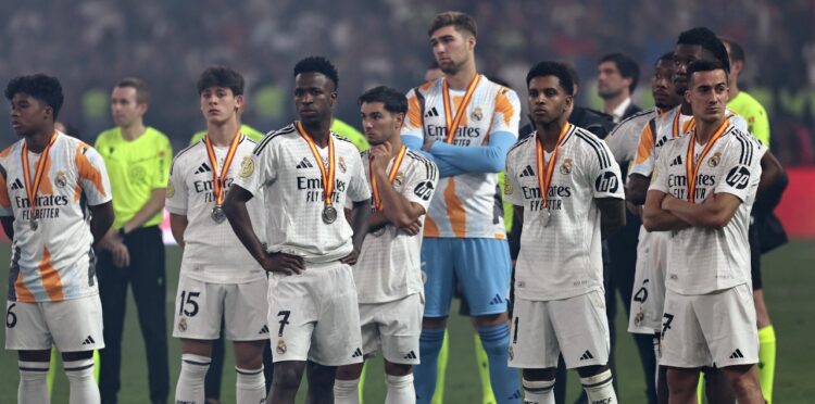 Un Real Madrid herido ante los intratables Barça y Atlético en la Liga