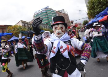 El Jisk’a Anata toma el centro de La Paz este lunes