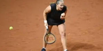 Ostapenko tumba a Sabalenka y gana WTA 500 de Stuttgart