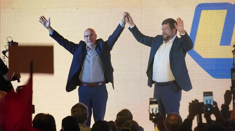 José Luis Lupo y Samuel Doria Medina, el primer binomio inscrito. Foto: APG