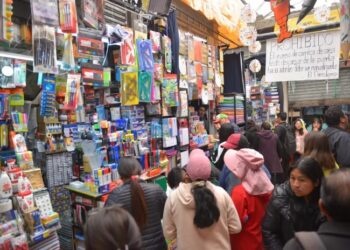 ¿Va de compras de material escolar? Conozca las disposiciones de la Alcaldía de La Paz