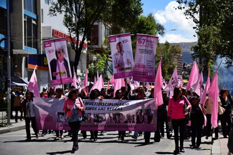 Una movilización pasada del MNR, uno de los cinco partidos en riesgo.