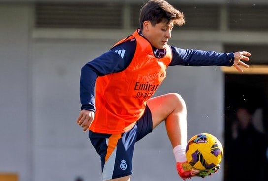Real Madrid, a por el liderato en partido aplazado con Valencia