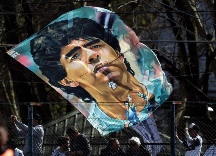 Maradona está de cumpleaños, habría cumplido 64 años