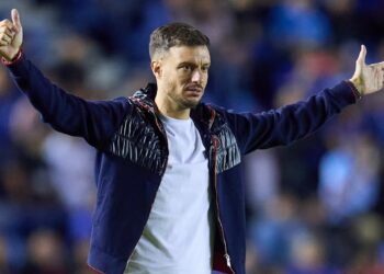 Cruz Azul advierte al DT Anselmi que tomará acciones legales si no se presenta a entrenar