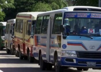 Informe municipal sugiere incremento en tarifas de micros