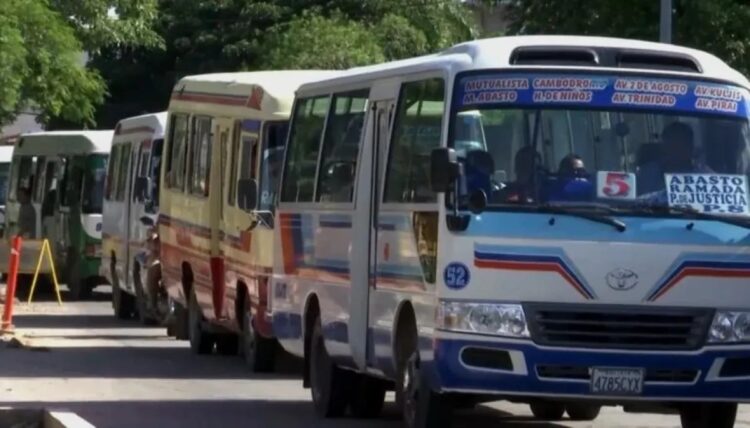 Informe municipal sugiere incremento en tarifas de micros