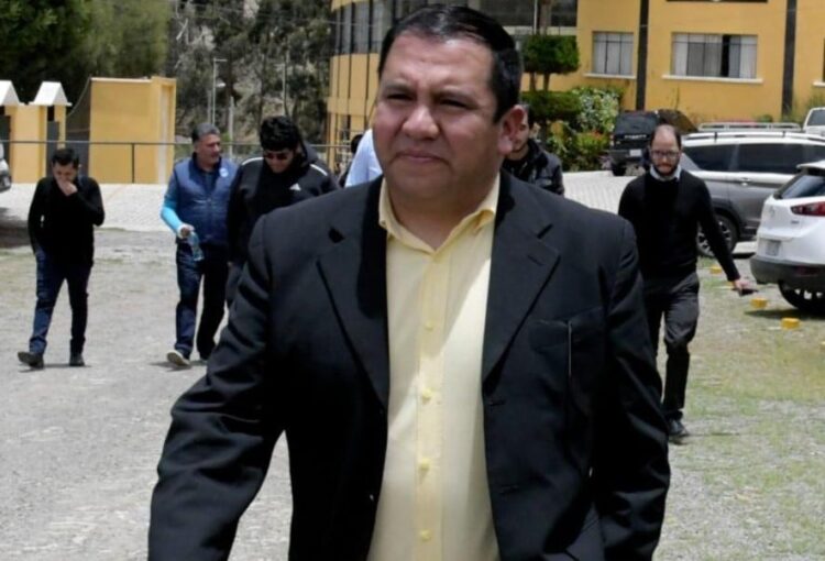 Héctor Montes se posesiona en The Strongest