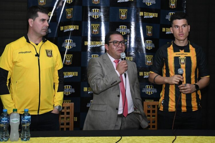 Montes pide cumplir urgente la sentencia constitucional en The Strongest