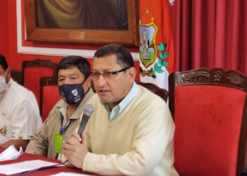 Gobernador Montes advierte: En 5 años, el país importará gas; ‘es el fin del ciclo del gas’