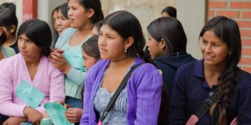 Las mujeres jóvenes enfrentan nuevos desafíos en Bolivia
