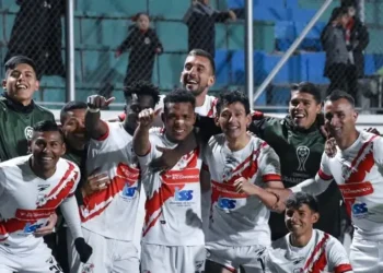 Nacional goleó 3-0 y sueña con avanzar en la Sudamericana