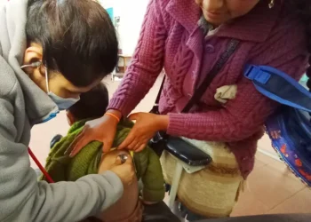 Brigadas van a colegios de Potosí ante infecciones respiratorias